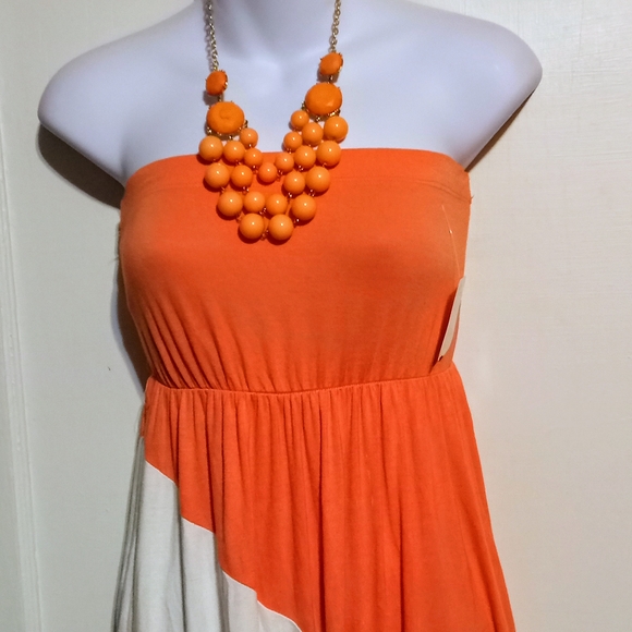 🛍️ BUNDLE ONLY 🛍️J.Mode Elegant Strapless Coral Orange and White Dress - Picture 2 of 7